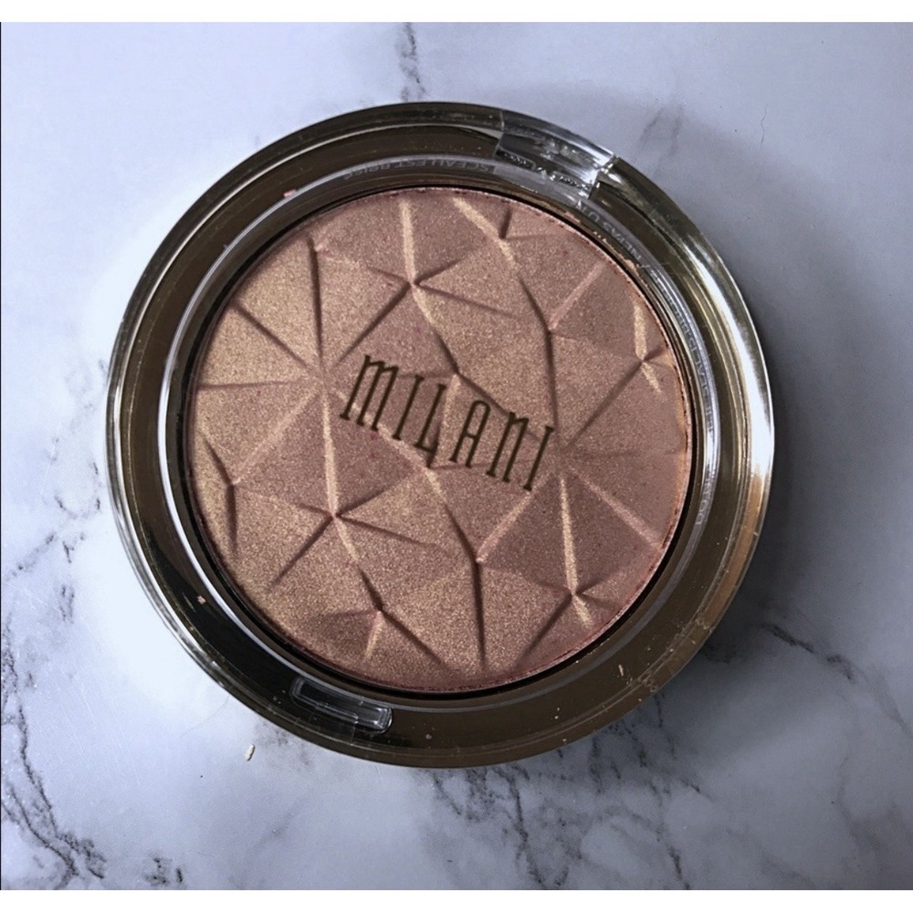 Milani Hypnotic Lights Highlighter 04 Flashing Light